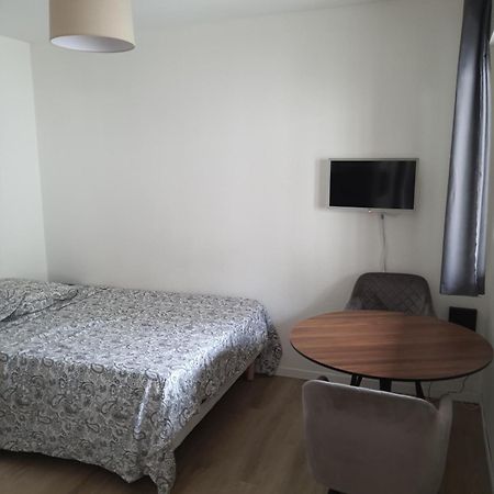 Studio Au Calme Espace Exterieur Parking Gratuit Dans La Rue Grenoble Exterior foto